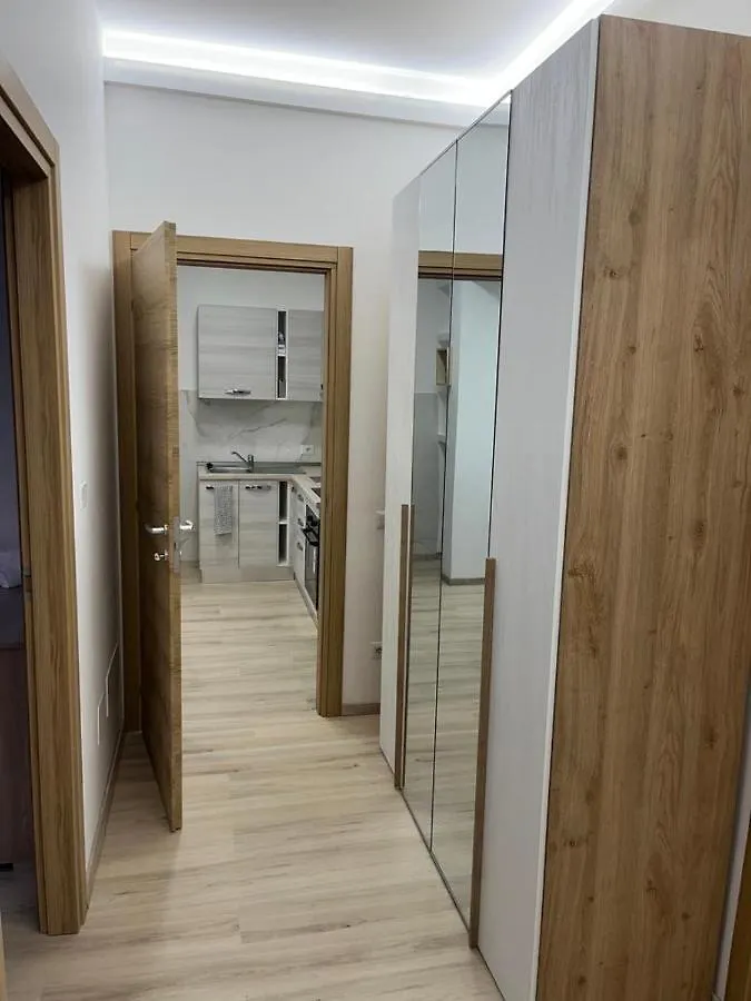 Villa Milano Apt. N. 3 0*,